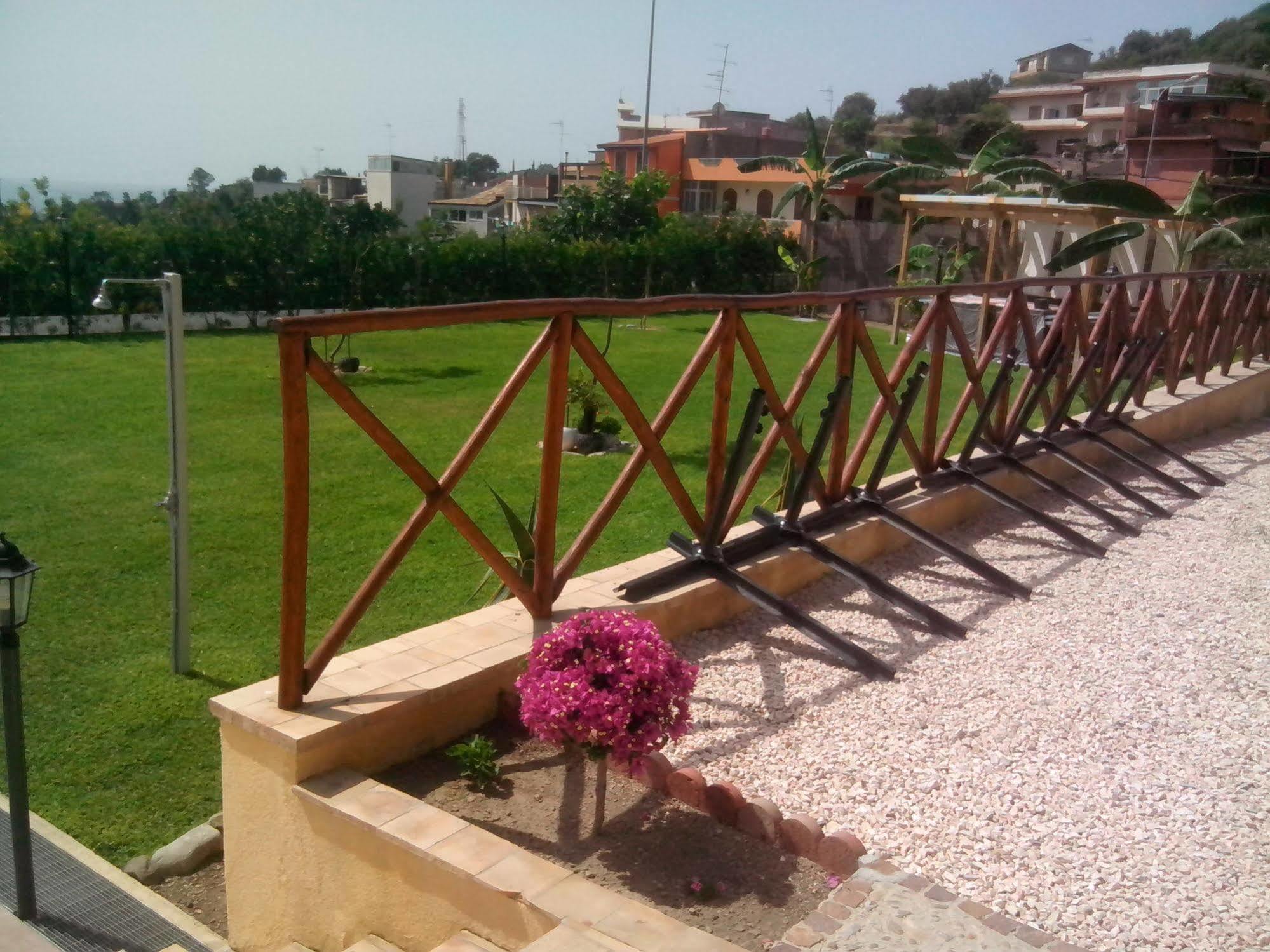 Patitiri Konuk evi Santa Teresa Di Riva Dış mekan fotoğraf